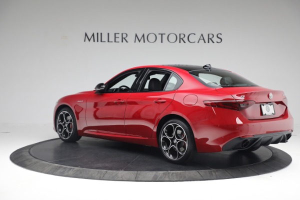 New 2022 Alfa Romeo Giulia Veloce for sale Sold at Maserati of Westport in Westport CT 06880 4