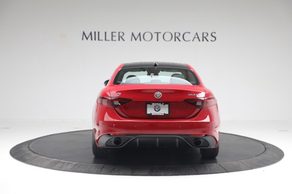 New 2022 Alfa Romeo Giulia Veloce for sale Sold at Maserati of Westport in Westport CT 06880 6