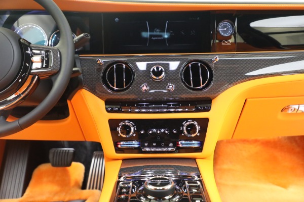 Used 2022 Rolls-Royce Ghost Black Badge for sale $394,895 at Maserati of Westport in Westport CT 06880 26