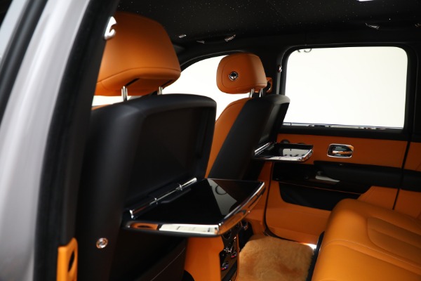Used 2022 Rolls-Royce Cullinan for sale $355,900 at Maserati of Westport in Westport CT 06880 23