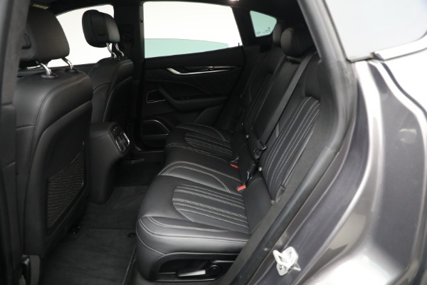 Used 2022 Maserati Levante Modena for sale $39,995 at Maserati of Westport in Westport CT 06880 12