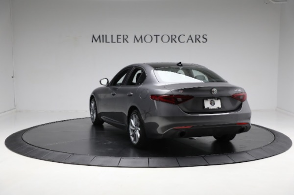 Used 2023 Alfa Romeo Giulia Sprint for sale Sold at Maserati of Westport in Westport CT 06880 11