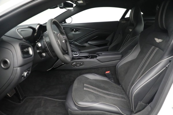 New 2022 Aston Martin Vantage Coupe for sale $185,716 at Maserati of Westport in Westport CT 06880 14