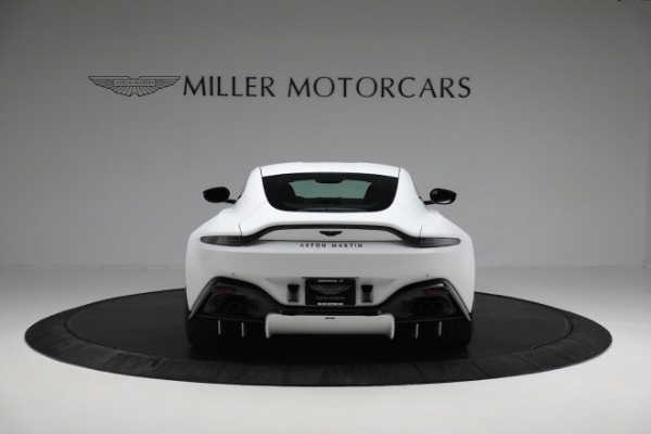 New 2022 Aston Martin Vantage Coupe for sale $185,716 at Maserati of Westport in Westport CT 06880 5