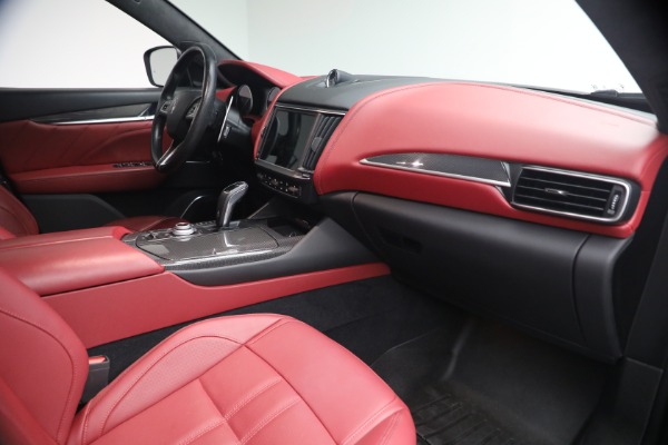 Used 2022 Maserati Levante Modena for sale $41,900 at Maserati of Westport in Westport CT 06880 14