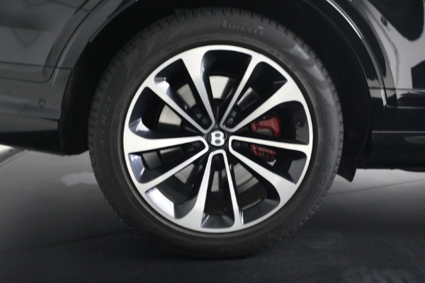 Used 2022 Bentley Bentayga V8 for sale $137,900 at Maserati of Westport in Westport CT 06880 15