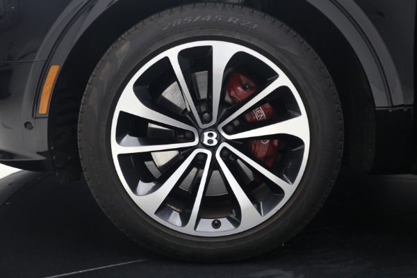 Used 2022 Bentley Bentayga V8 for sale $137,900 at Maserati of Westport in Westport CT 06880 17