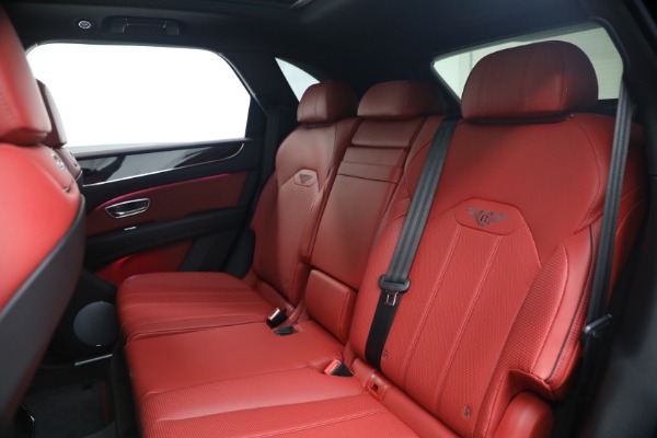Used 2022 Bentley Bentayga V8 for sale $137,900 at Maserati of Westport in Westport CT 06880 24