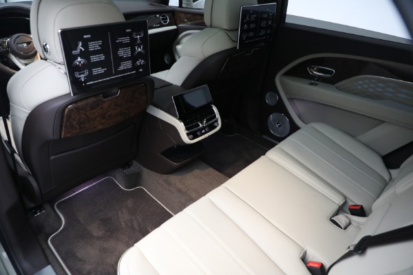 New 2023 Bentley Bentayga EWB Azure for sale Sold at Maserati of Westport in Westport CT 06880 17