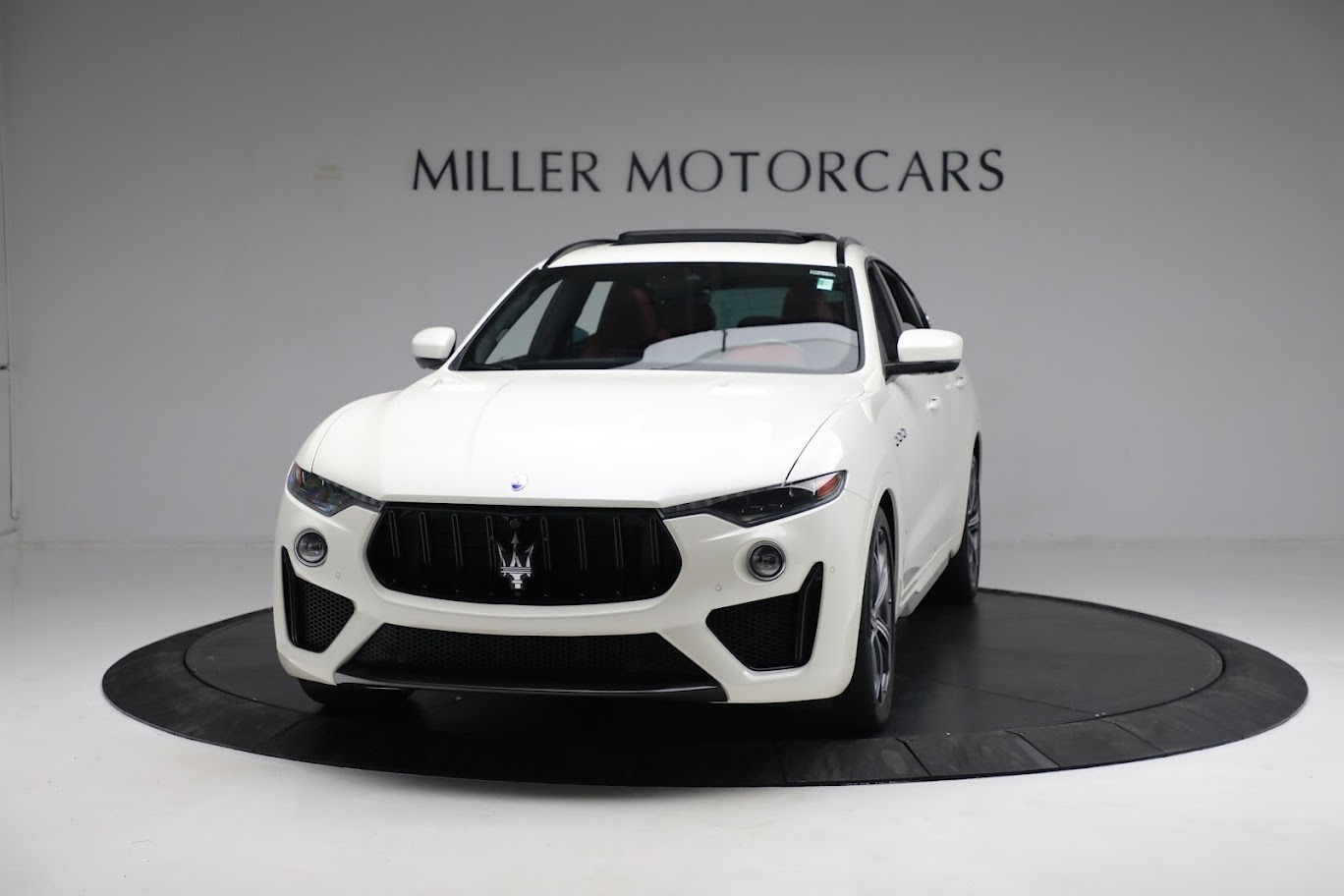 Used 2019 Maserati Levante TROFEO for sale Sold at Maserati of Westport in Westport CT 06880 1