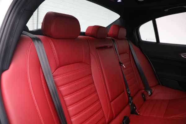 New 2023 Alfa Romeo Giulia Veloce for sale $55,860 at Maserati of Westport in Westport CT 06880 24