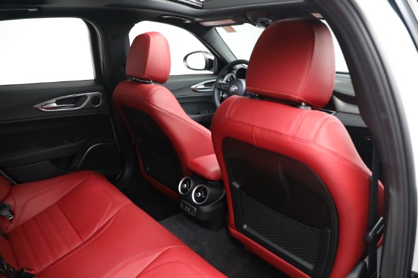 New 2023 Alfa Romeo Giulia Veloce for sale $55,860 at Maserati of Westport in Westport CT 06880 26
