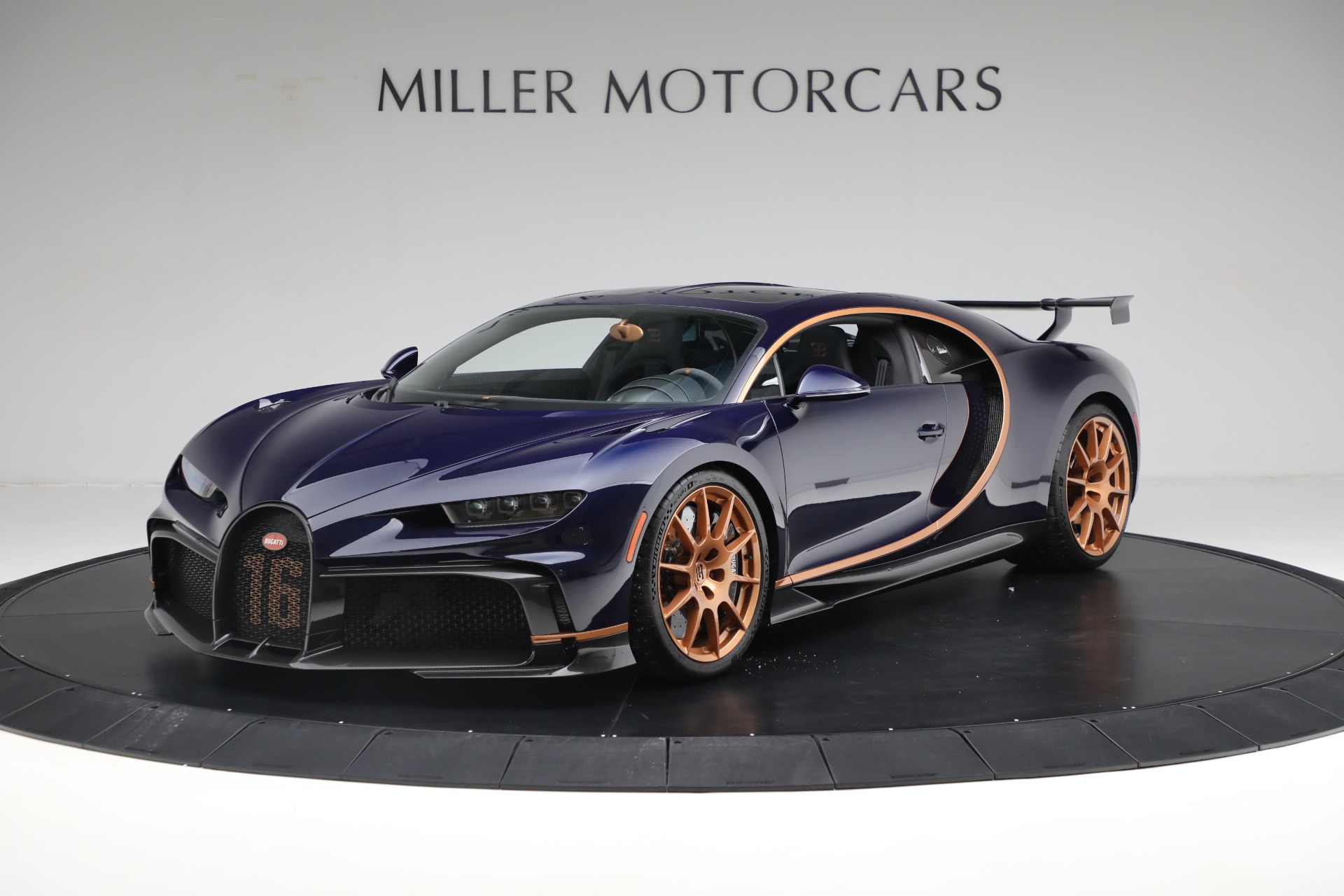 Used 2021 Bugatti Chiron Pur Sport for sale Sold at Maserati of Westport in Westport CT 06880 1