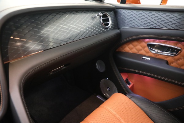 Used 2022 Bentley Bentayga V8 First Edition for sale Sold at Maserati of Westport in Westport CT 06880 15