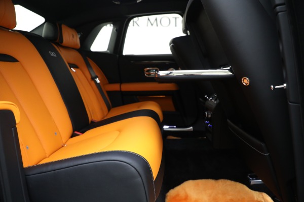 Used 2023 Rolls-Royce Black Badge Ghost for sale $319,900 at Maserati of Westport in Westport CT 06880 25