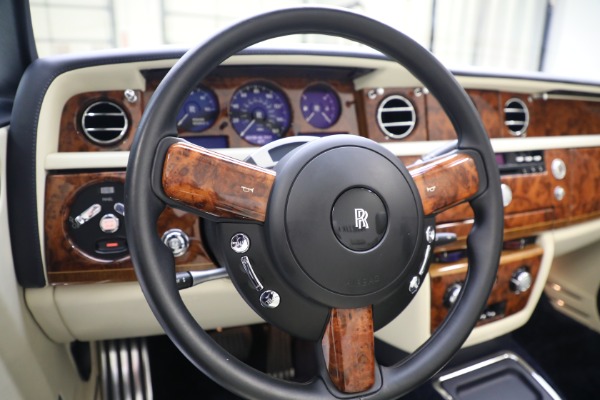 Used 2011 Rolls-Royce Phantom Drophead Coupe for sale $209,900 at Maserati of Westport in Westport CT 06880 28