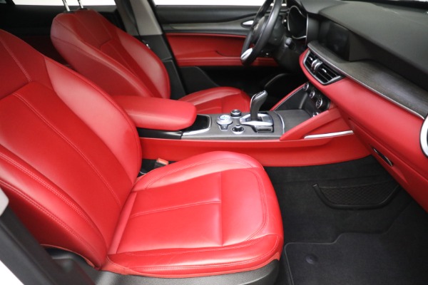 Used 2021 Alfa Romeo Stelvio TI for sale $42,900 at Maserati of Westport in Westport CT 06880 18