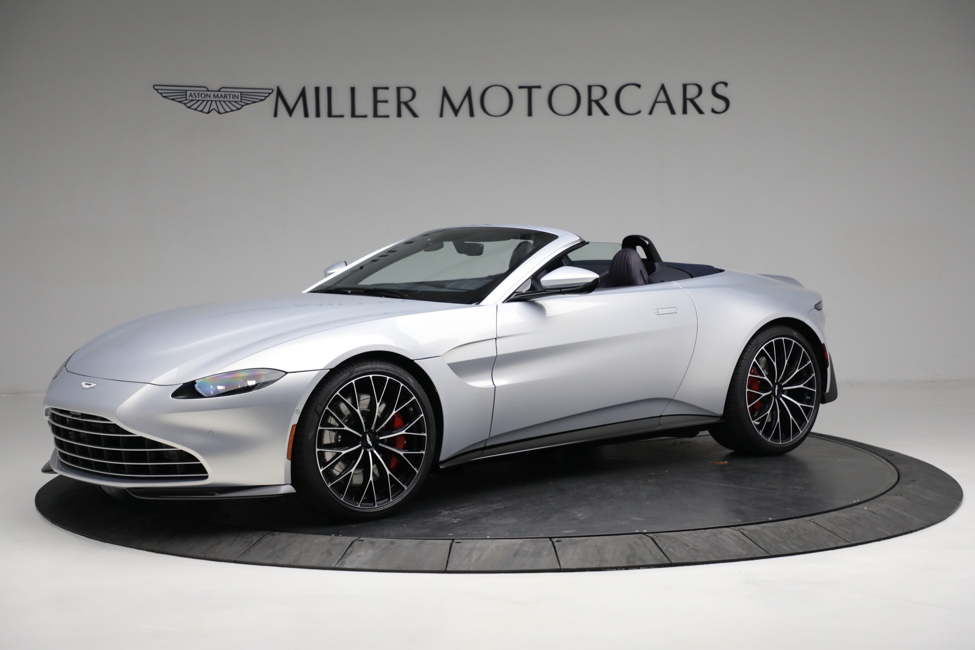 New 2023 Aston Martin Vantage for sale $213,186 at Maserati of Westport in Westport CT 06880 1