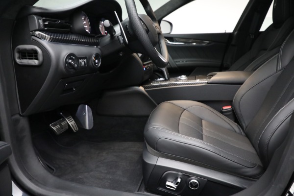 New 2023 Maserati Quattroporte Modena Q4 for sale $138,495 at Maserati of Westport in Westport CT 06880 14