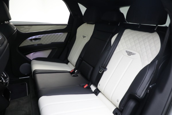 New 2023 Bentley Bentayga V8 Azure for sale $263,320 at Maserati of Westport in Westport CT 06880 24