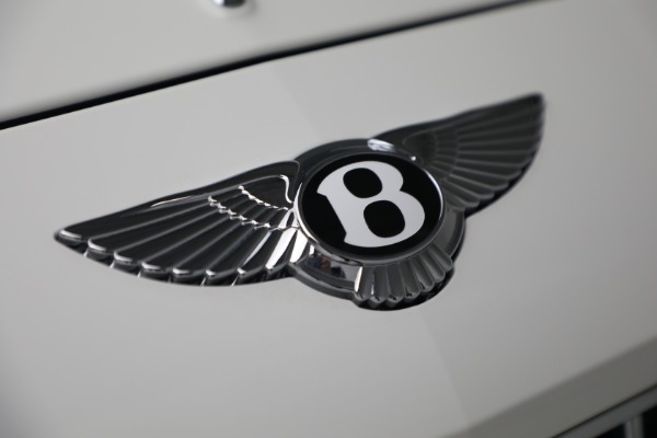 New 2023 Bentley Flying Spur Hybrid for sale $244,610 at Maserati of Westport in Westport CT 06880 13