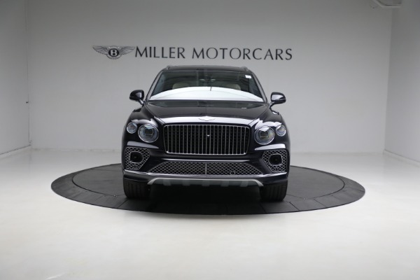 Used 2023 Bentley Bentayga EWB Azure for sale $219,900 at Maserati of Westport in Westport CT 06880 15