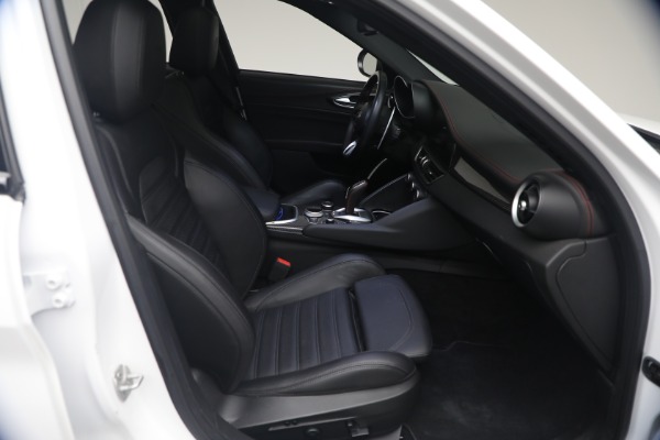 Used 2023 Alfa Romeo Giulia Estrema for sale $32,900 at Maserati of Westport in Westport CT 06880 13