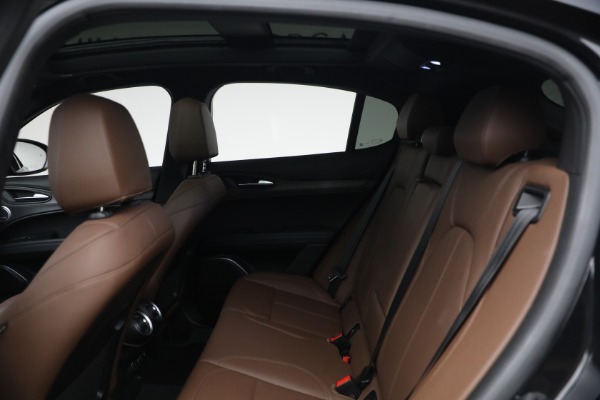Used 2023 Alfa Romeo Stelvio Ti for sale $32,900 at Maserati of Westport in Westport CT 06880 20