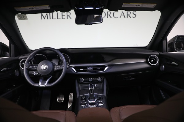 Used 2023 Alfa Romeo Stelvio Ti for sale $32,900 at Maserati of Westport in Westport CT 06880 22