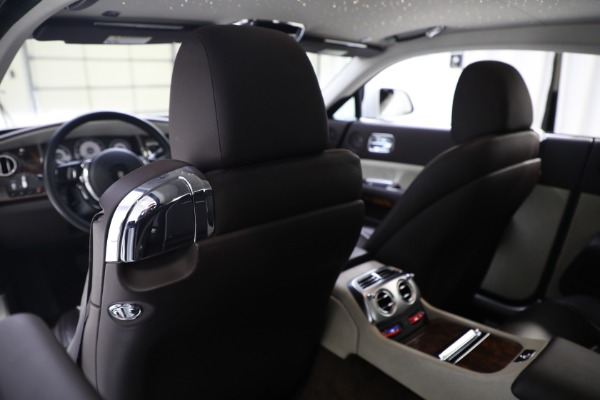Used 2014 Rolls-Royce Wraith for sale $158,900 at Maserati of Westport in Westport CT 06880 16