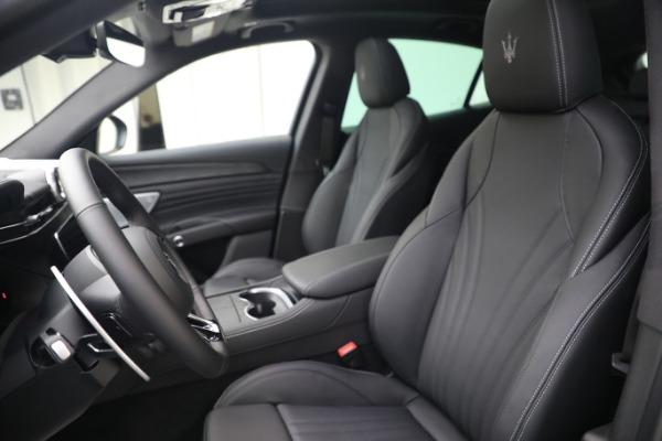 New 2023 Maserati Grecale Modena for sale $85,895 at Maserati of Westport in Westport CT 06880 15