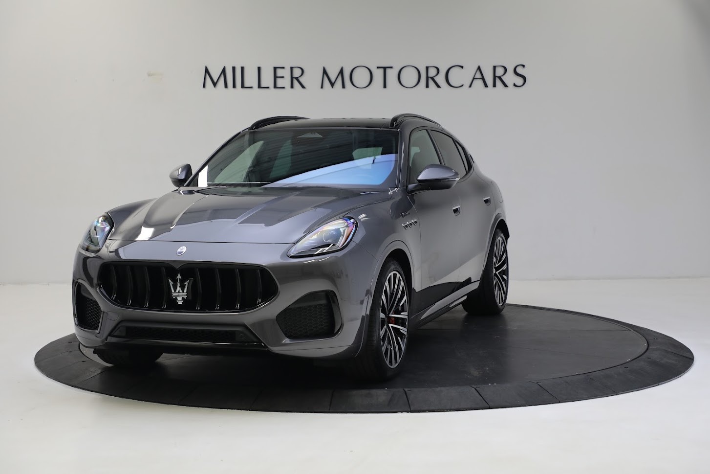 New 2023 Maserati Grecale Modena for sale $85,895 at Maserati of Westport in Westport CT 06880 1