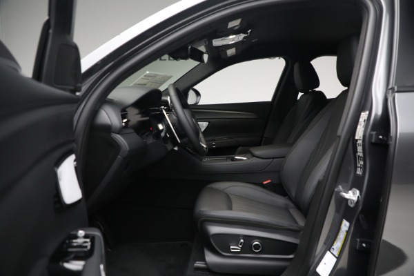 New 2023 Maserati Grecale GT for sale $68,995 at Maserati of Westport in Westport CT 06880 14