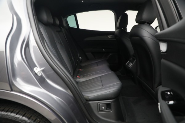 New 2023 Maserati Grecale GT for sale $68,995 at Maserati of Westport in Westport CT 06880 17