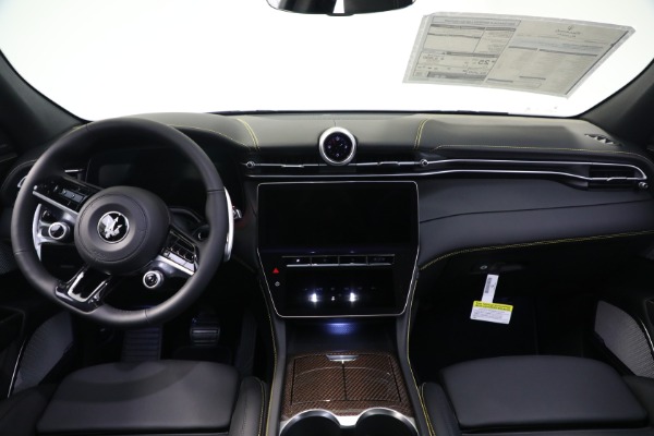 New 2023 Maserati Grecale Modena for sale $92,895 at Maserati of Westport in Westport CT 06880 16