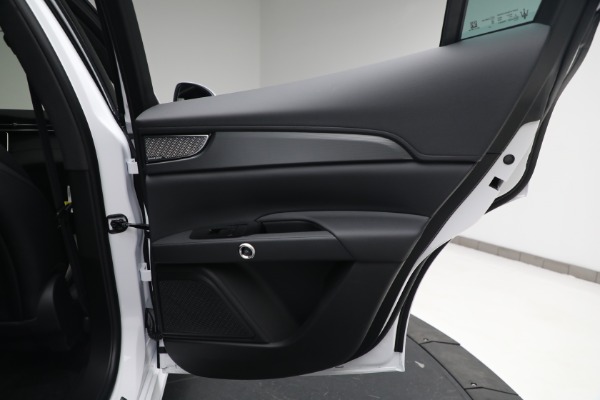 New 2023 Maserati Grecale GT for sale Sold at Maserati of Westport in Westport CT 06880 27