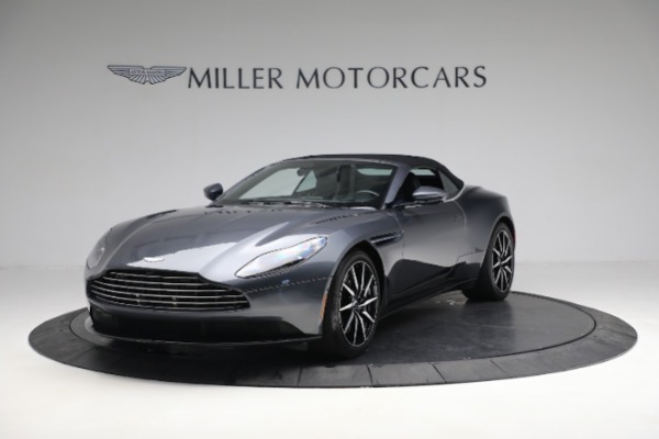 Used 2019 Aston Martin DB11 Volante for sale $141,900 at Maserati of Westport in Westport CT 06880 13