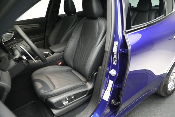 New 2023 Maserati Grecale GT for sale $72,095 at Maserati of Westport in Westport CT 06880 16