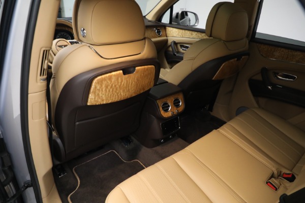 Used 2020 Bentley Bentayga V8 for sale Sold at Maserati of Westport in Westport CT 06880 19