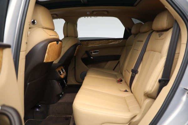 Used 2020 Bentley Bentayga V8 for sale Sold at Maserati of Westport in Westport CT 06880 20