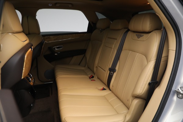 Used 2020 Bentley Bentayga V8 for sale Sold at Maserati of Westport in Westport CT 06880 21