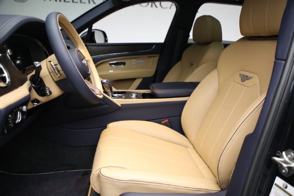 New 2023 Bentley Bentayga EWB V8 for sale $259,345 at Maserati of Westport in Westport CT 06880 19