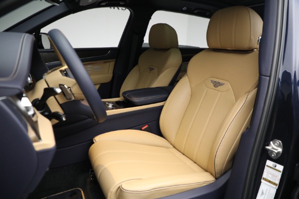 New 2023 Bentley Bentayga EWB V8 for sale $259,345 at Maserati of Westport in Westport CT 06880 20