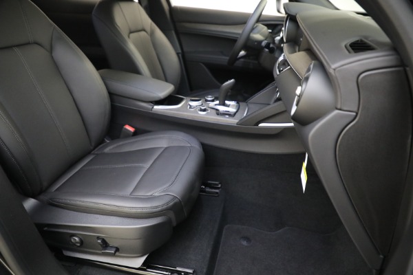 New 2023 Alfa Romeo Stelvio Ti for sale $60,550 at Maserati of Westport in Westport CT 06880 23