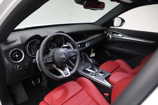 New 2023 Alfa Romeo Stelvio Veloce for sale $54,490 at Maserati of Westport in Westport CT 06880 13