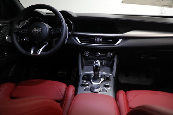 New 2023 Alfa Romeo Stelvio Veloce for sale $57,350 at Maserati of Westport in Westport CT 06880 22