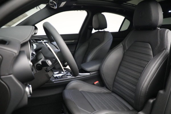 New 2023 Alfa Romeo Stelvio Quadrifoglio for sale $86,670 at Maserati of Westport in Westport CT 06880 15