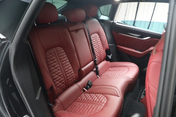 Used 2021 Maserati Levante Trofeo for sale $109,900 at Maserati of Westport in Westport CT 06880 24