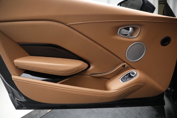 Used 2020 Aston Martin Vantage for sale $109,900 at Maserati of Westport in Westport CT 06880 17