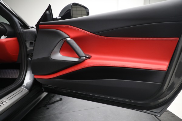 Used 2019 Ferrari 812 Superfast for sale $399,900 at Maserati of Westport in Westport CT 06880 20